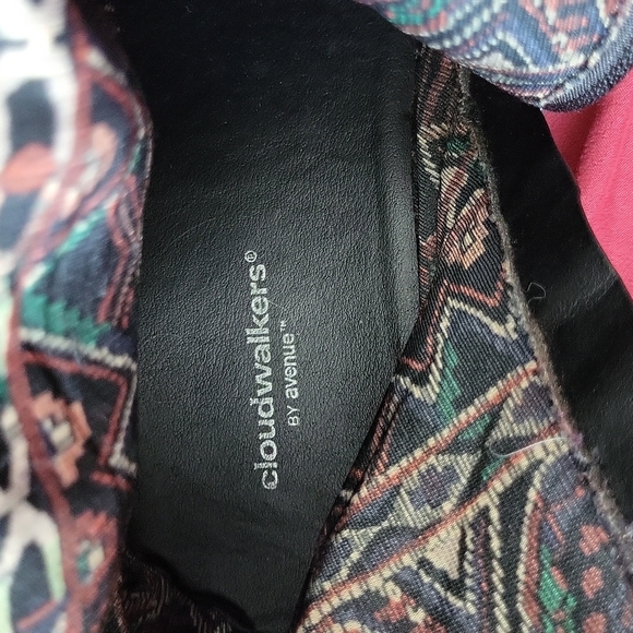 Suede dress boot - Picture 4 of 6